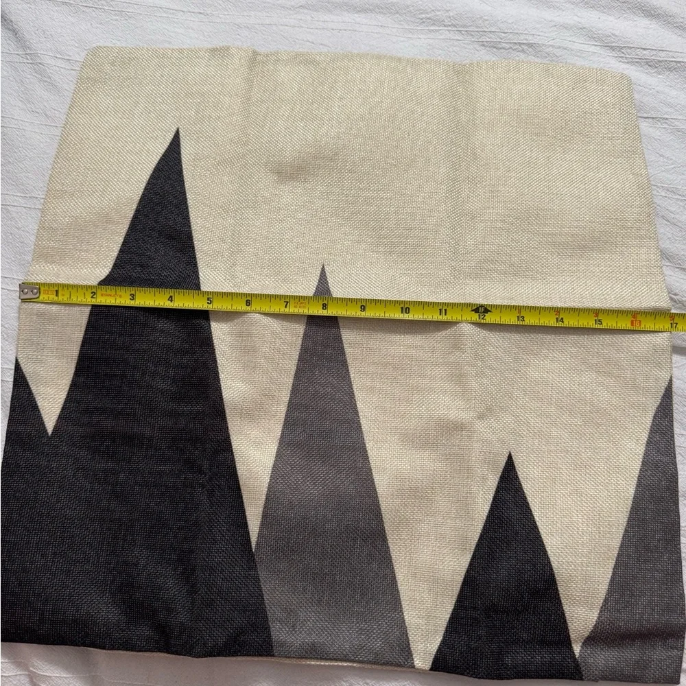 Set of 2 -17 inch geometric shaped Black and Cream Pillow Case Covers